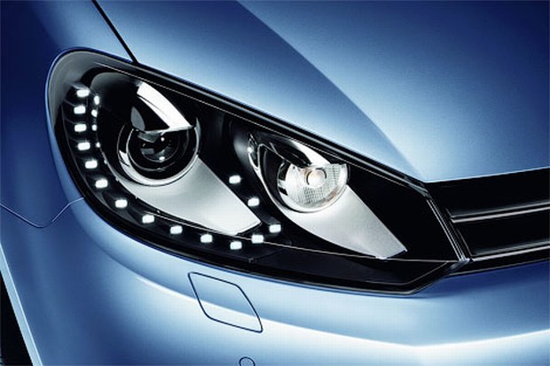 Golf lights